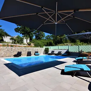 Bed & Breakfast Letorina And With Pool